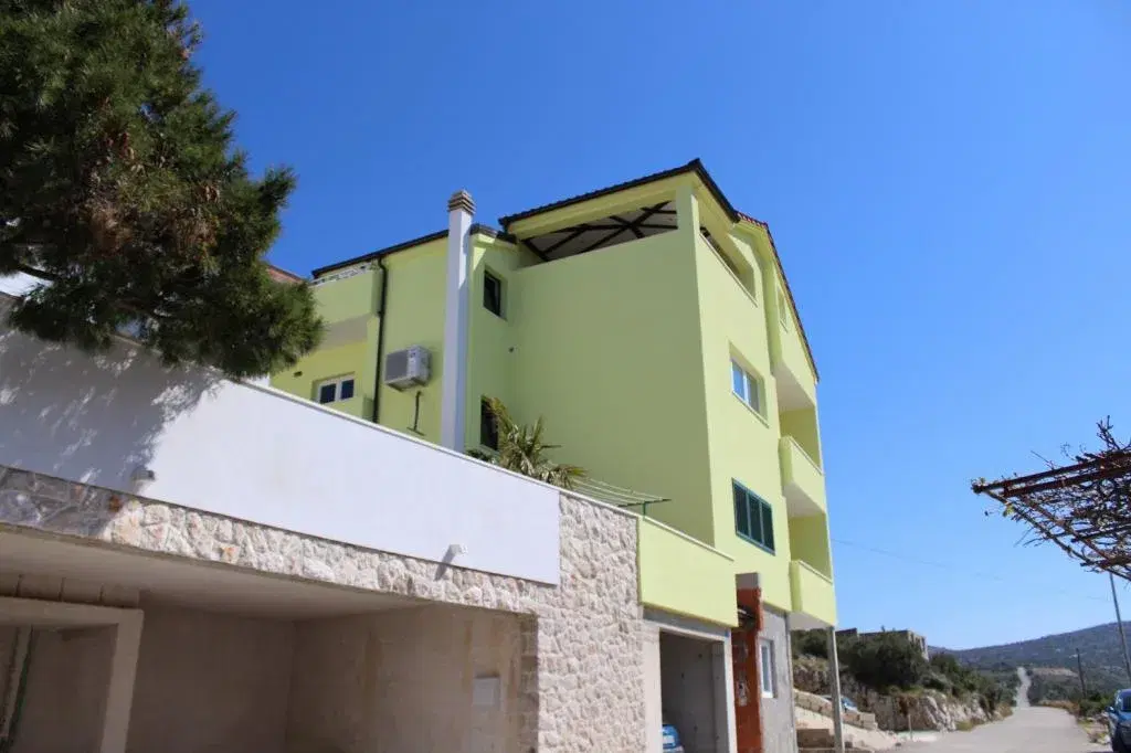 The house in Bilo; the apartment is on the top floor